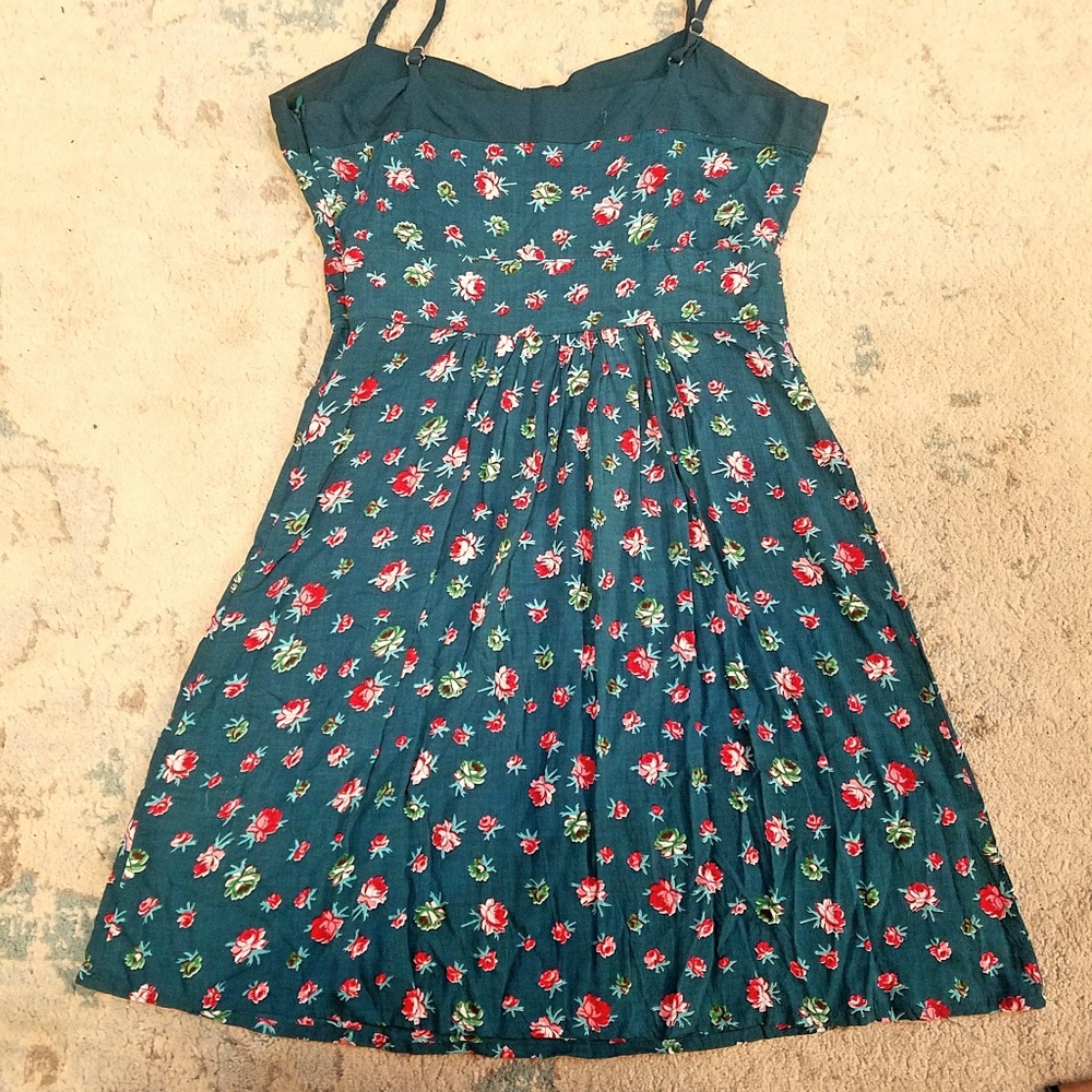 Fun2Fun Floral sun dress - Picture 2 of 5